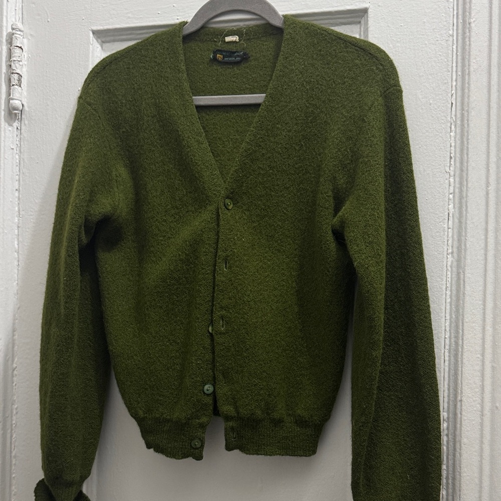 Elegant Olive Green Women's Cardigan